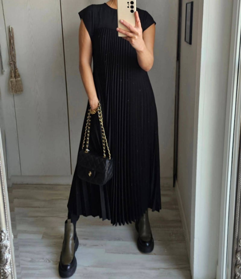 Sophia - Elegant Spliced Pleated Maxi Dress
