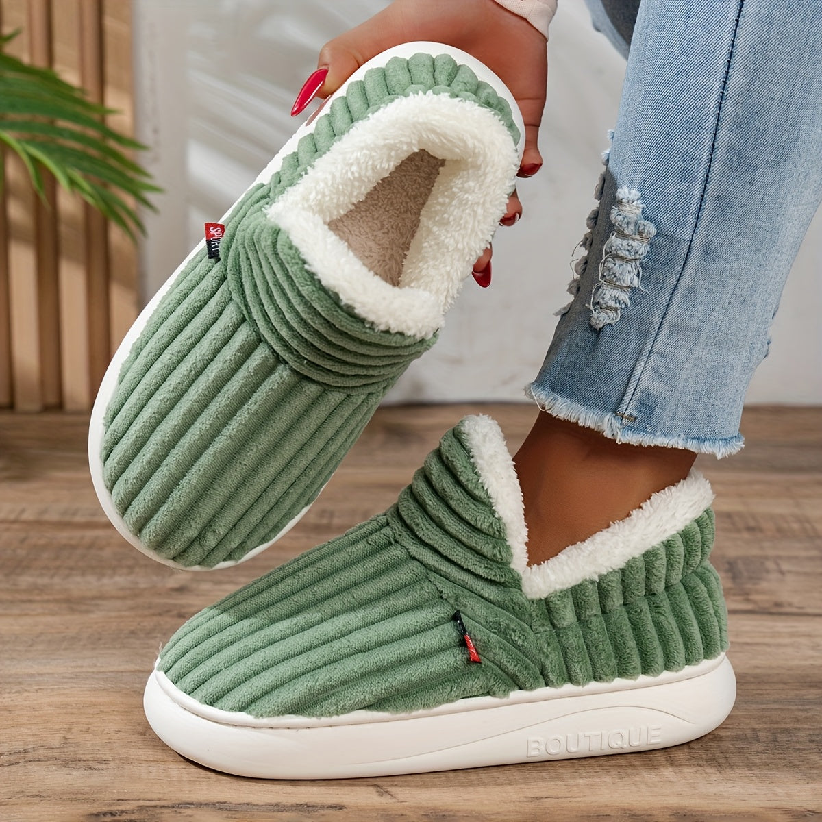 Mira | CozyStep Plush Slippers (Unisex)